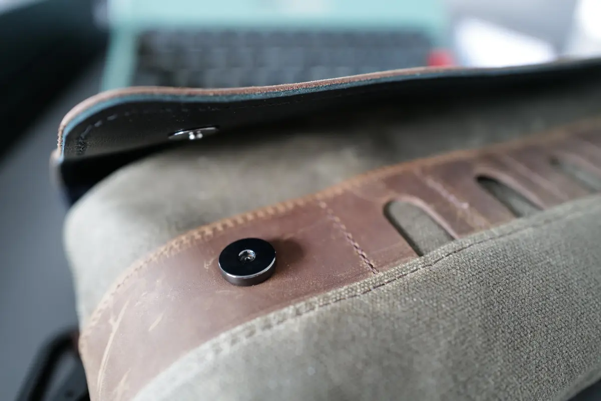 WaterField CitySlicker Steam Deck Bag Close-up