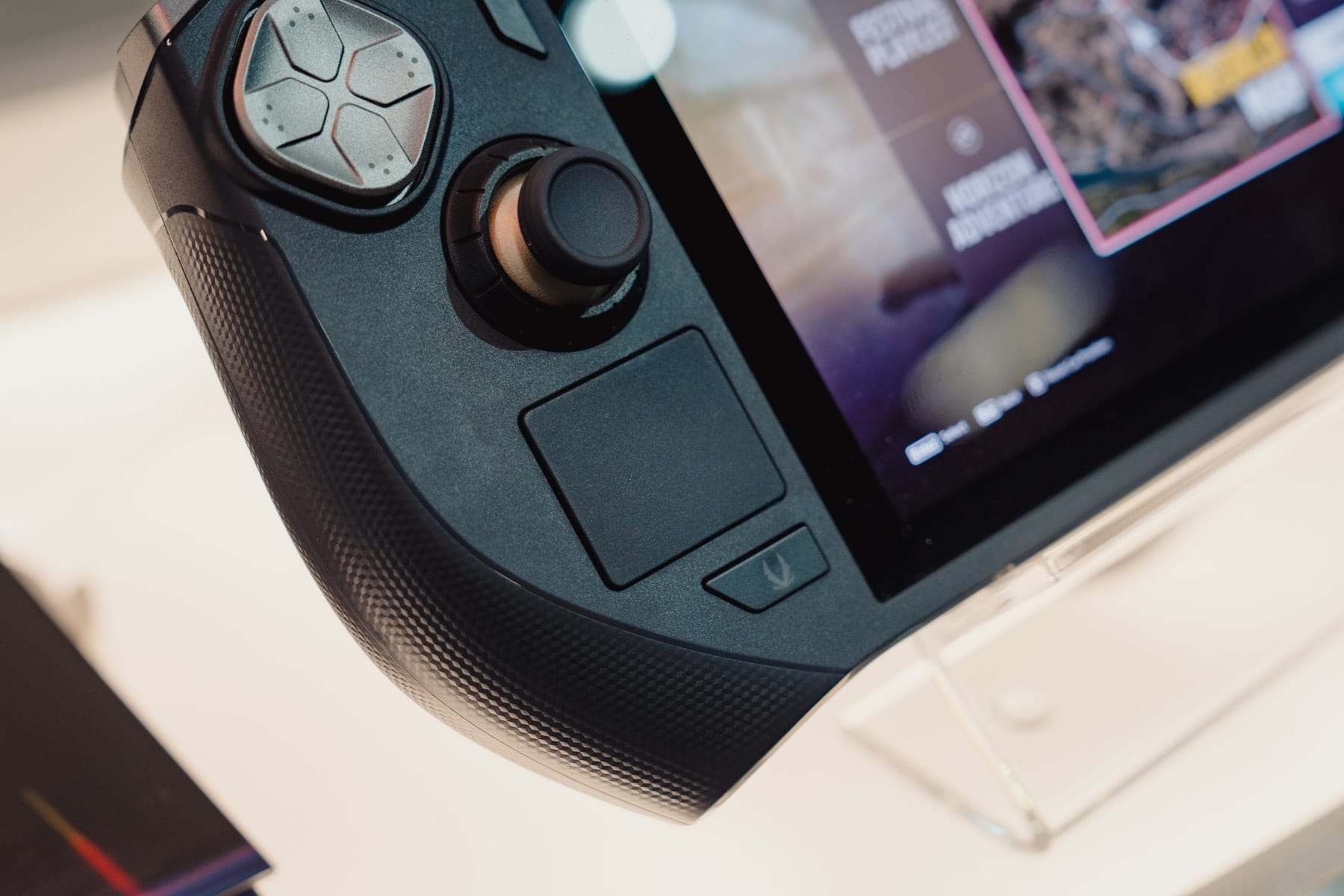 A closer look at the ZONE handheld PC